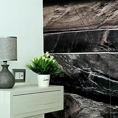 Newhouse Crispi 78 *