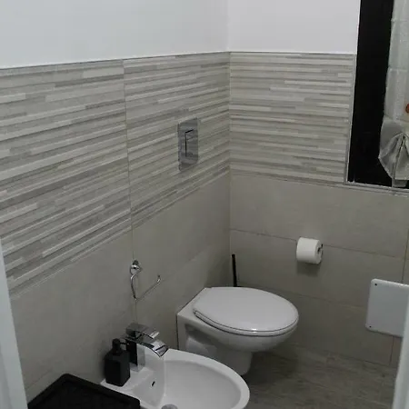 Newhouse Crispi 78 Appartamento *